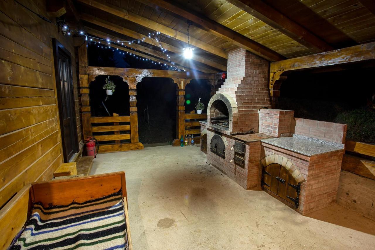 Tulean Cabin Săcel 外观 照片